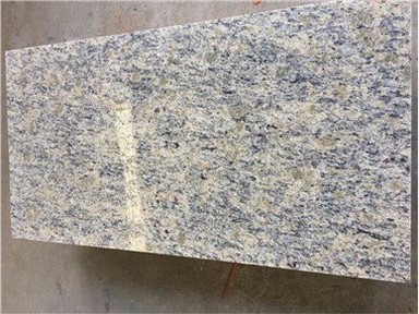 Светъл гранит Giallo Santa Cecilia