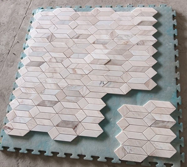 Palissandro White Marble Mosaic Tile