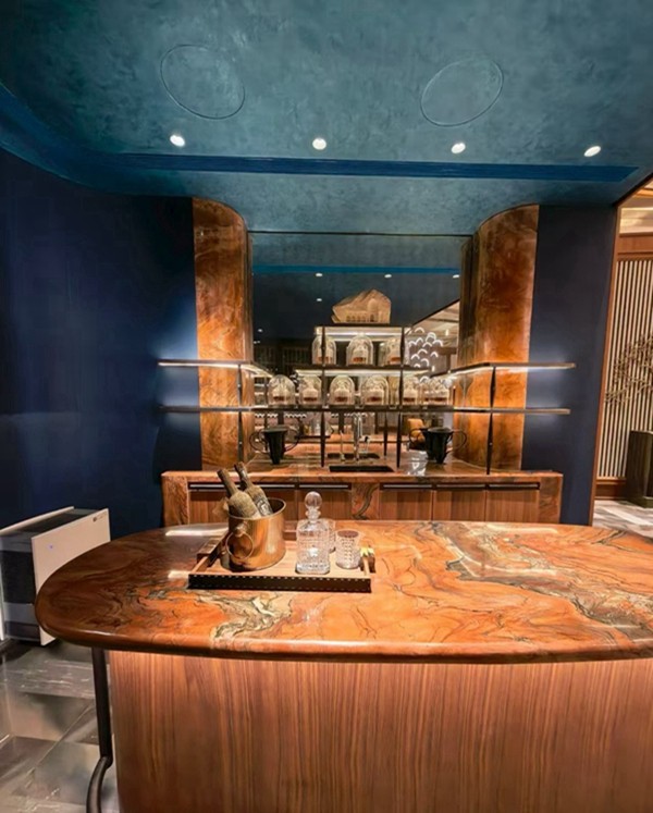 Fashion Red Quartzite Countertops